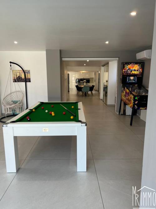 Exclusivité ! Maison T7 de 280m2 avec piscine