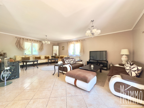 Rare ! Maison T6 de 140m2 sur une parcelle de 324m2