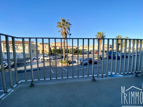 Grand studio proche centre ville et plage
