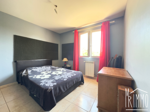 Rare ! Maison T6 de 140m2 sur une parcelle de 324m2