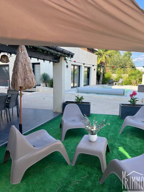 Exclusivité ! Maison T7 de 280m2 avec piscine