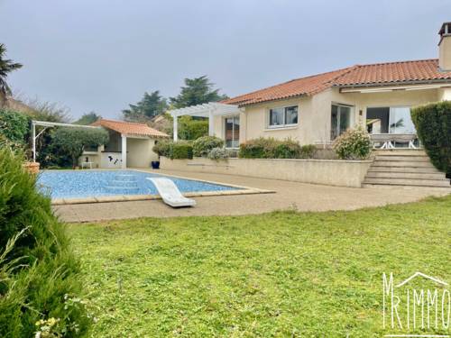 Magnifique villa T6 aux prestations soignées