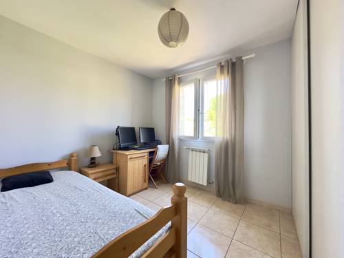 Rare ! Maison T6 de 140m2 sur une parcelle de 324m2